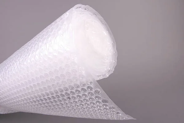 رول نايلون فقاعات هواء للتغليف من هدانكو بالإمارات 3 نايلون فقاعات هواء للتغليف